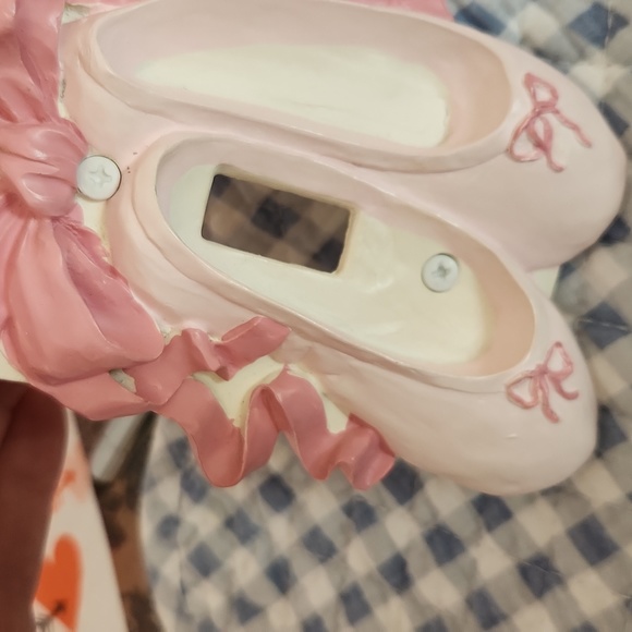 Ballerina shoes Lightswitch cover. - Picture 4 of 4